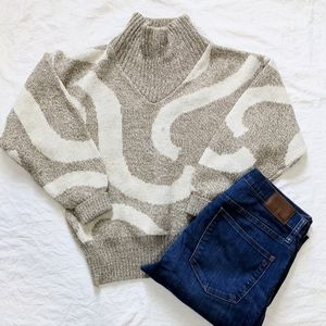 Vintage Beige & White Turtleneck Sweater